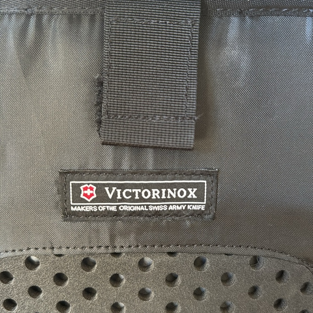 Victorinox Computer Sleeve - Picture 5 of 7